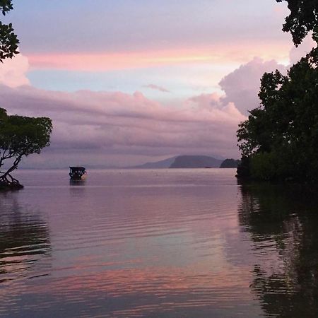 Nomad Divers Bangka Likupang Kültér fotó