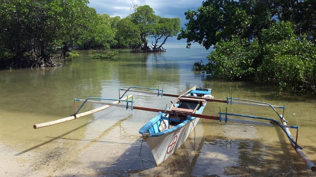 Nomad Divers Bangka Likupang Kültér fotó