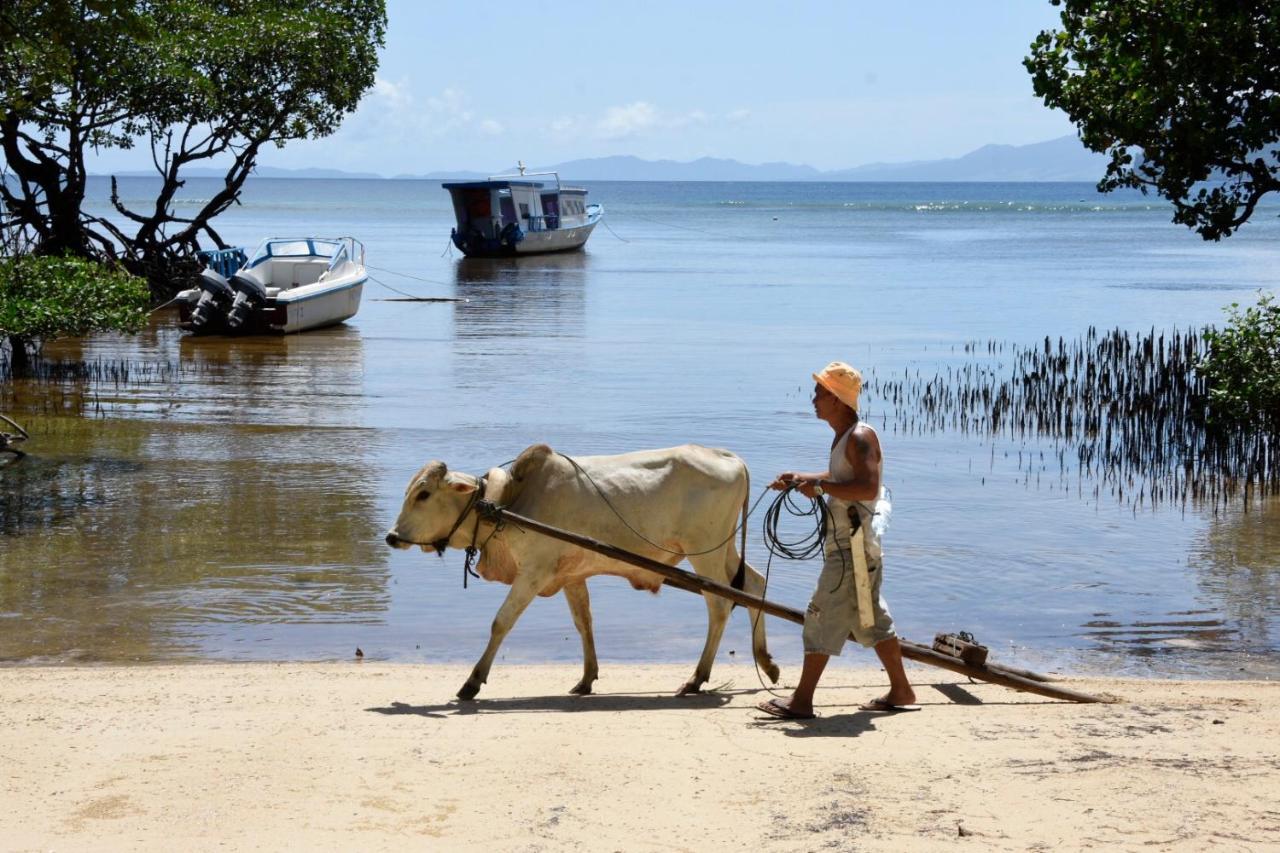 Nomad Divers Bangka Likupang Kültér fotó